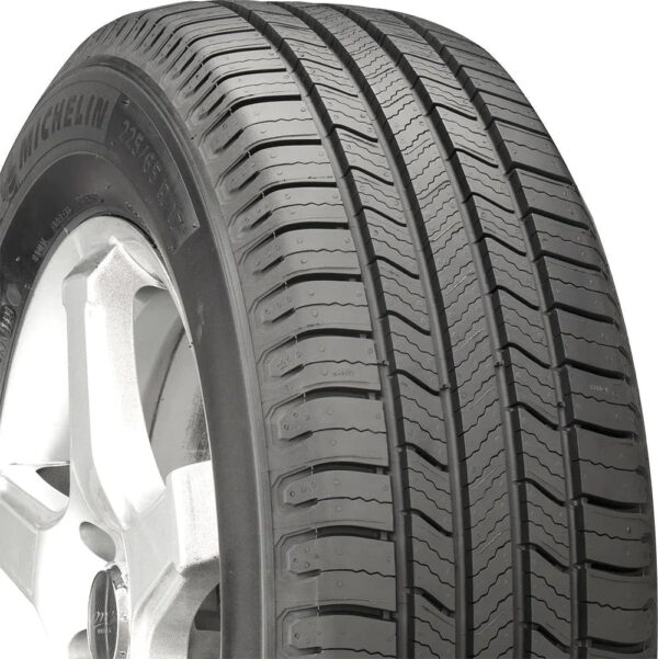 Michelin Defender2 (H) 225/60R16 98H - MadeInUSA