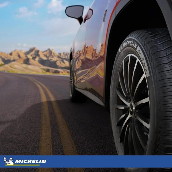 63A1A8A0-8AA2-053B-F0B0-D1C62CC248D5 Michelin CrossClimate2 205/60R16 92V - MadeInUSA