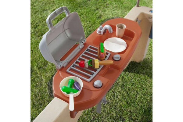 84E736B2-33FE-EF9C-37B4-92A398485AF7 Step2 All Around Playtime Patio with Canopy - MadeInUSA