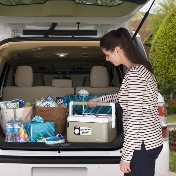 Presto 8-Quart Nomad Traveling Slow Cooker in Tan